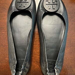 Tory Burch Black Ballet Flats with Black Logo Medallion